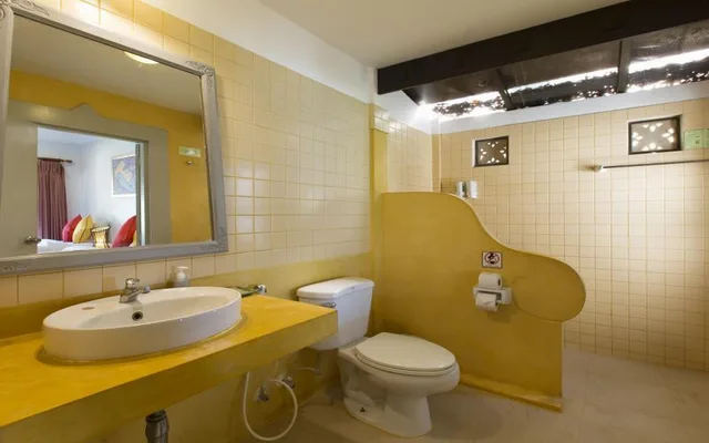 فيلا سوبيريور بسرير كوين، Bay View Resort Koh Phi Phi 10/10