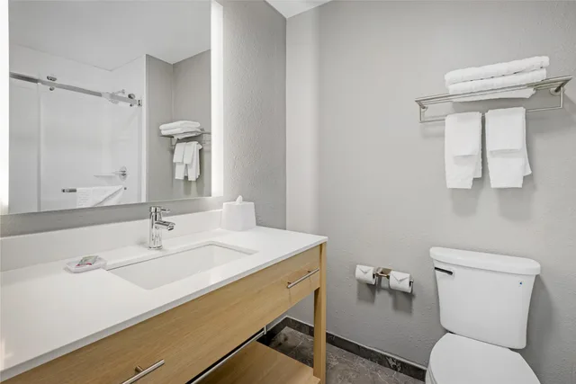 غرفة بسرير كينج، Best Western Montrose Inn 4/4