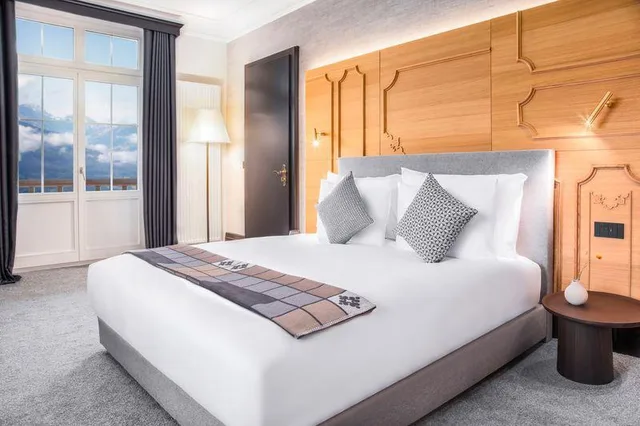 Panorama, Suite, King Bed, Sofa، Villars Palace 1/1