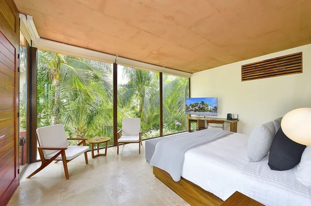 جناح جونيور بسرير كينج بإطلالة جزئية على البحر، Tago Tulum by G Hotels 1/2