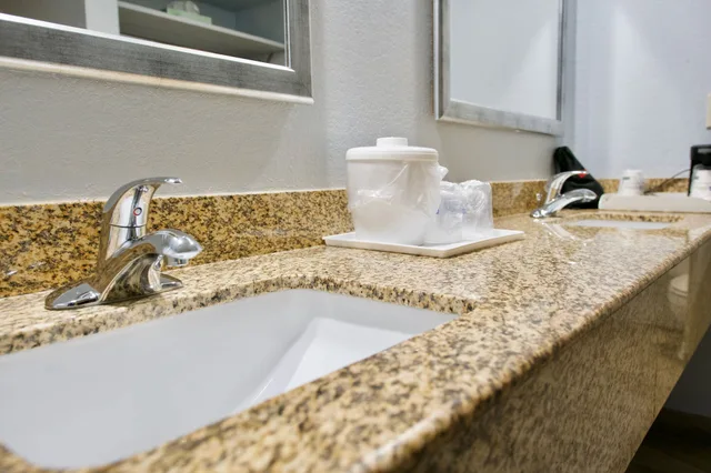 Standard, 2 Queen Beds, Pet Friendly, Best Western Thunderbird Motel 7/8