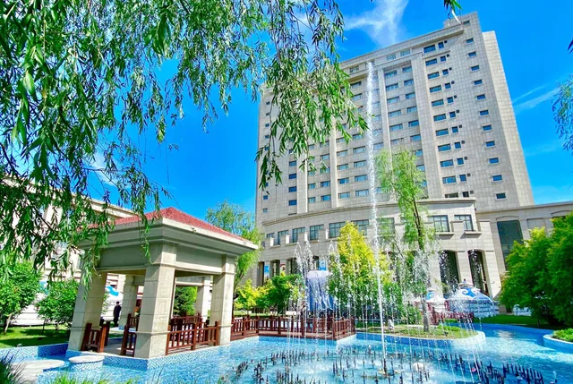 Howard Johnson by Wyndham Domando Plaza Wulanchabu، Ulanqab 6/50