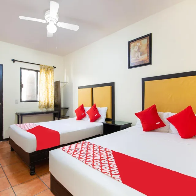 غرفة قياسية بسريرين، Hotel Catedral 4/9