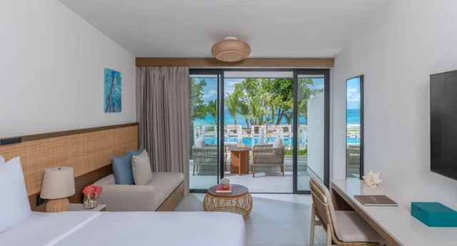 Superior Ocean View Balcony Room, Avani Plus Barbarons Seychelles Resort 4/7
