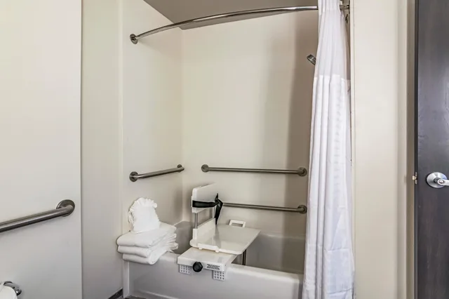 Upgrade, Suite, 2 Queen Beds, Sofa, Accessible، Comfort Inn And Suites Oklahoma City South I 35 8/9