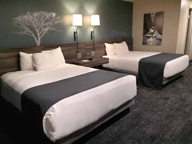 غرفة بسريرين كوين بإطلالة على المسبح، Ruby River Hotel 2/7