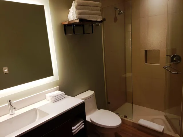 غرفة، Staybridge Suites Guadalajara Novena 4/5