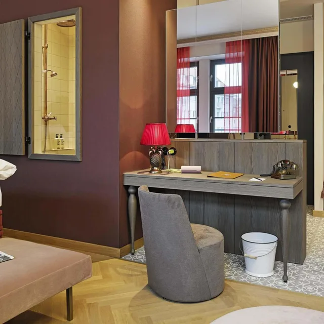 Room, King Bed, Xl، 25hours Hotel The Royal Bavarian 9/10
