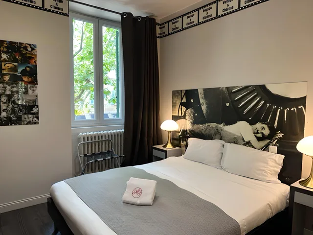 Comfort, Double Bed, Hotel Les Voyageurs 1/1
