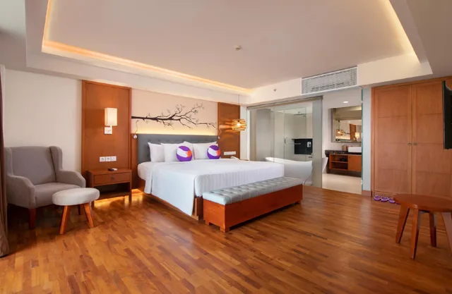 جناح تنفيذي بسرير كينج، Fox Hotel Jimbaran Beach Bali 1/1