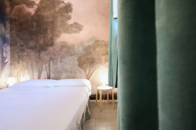 City, Standard, Murphy Bed، Truly Verona 3/6