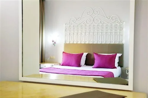 غرفة بسرير مزدوج، The Ksar 2/2