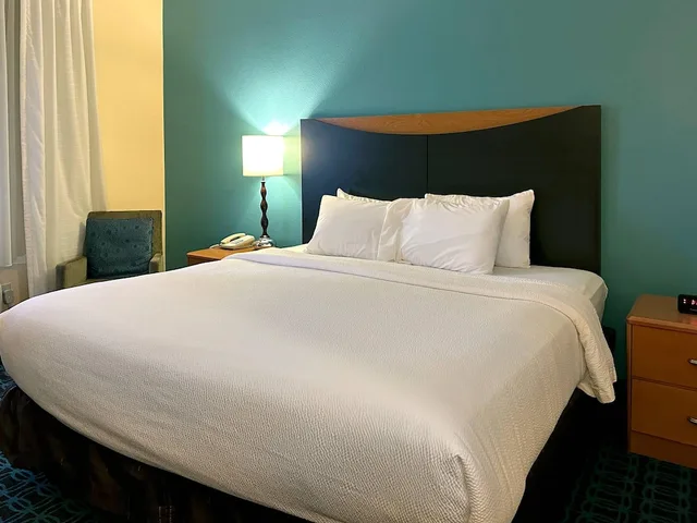 غرفة قياسية بسرير كوين، Country Inn & Suites by Radisson, Bismarck-Mandan 3/7