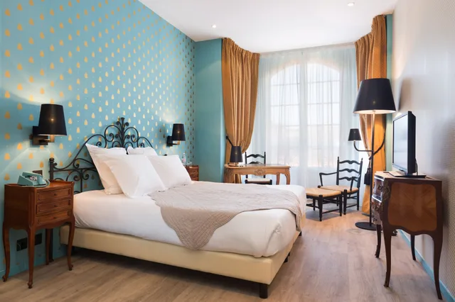 Classic, Double Bed, Hotel Le Grimaldi by HappyCulture 5/10