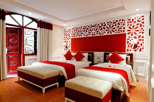 غرفة عائلية بشرفة، La Beaute de Hanoi Hotel 1/2