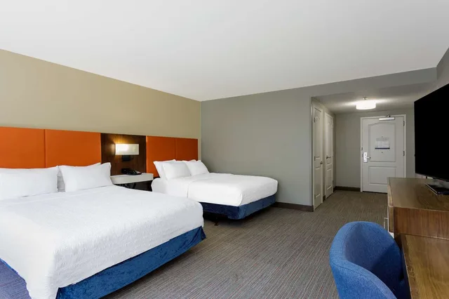 Room, 2 Queen Beds, Bathtub, Accessible, Hampton Inn & Suites Tallahassee I-10 1/6