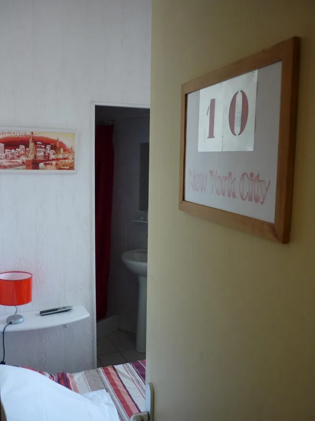 غرفة مفردة، Hôtel Du Centre 3/10