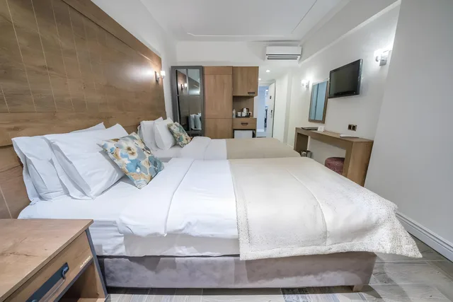 غرفة بإطلالة على البحر، Aurasia Beach Hotel 1/2