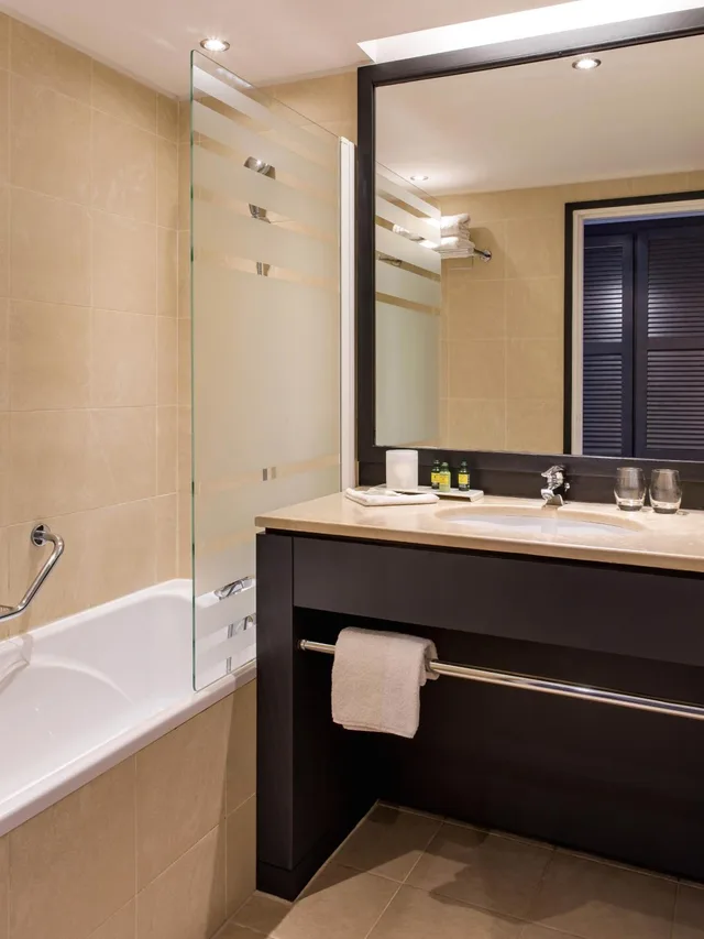 غرفة قياسية بسرير مزدوج، New Hotel of Marseille 6/6