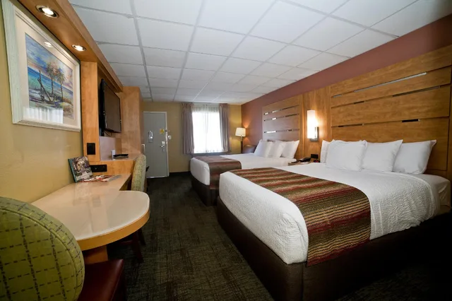 غرفة قياسية بسريرين كوين، DeSoto Beach Hotel 1/2