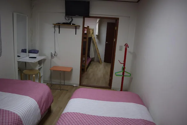 غرفة عائلية بحمام مشترك، Jeong House 5/9