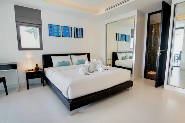 شقة بسرير كوين بإطلالة على المسبح بغرفة نوم واحدة، Absolute Twin Sands Resort Spa 1/3