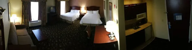 Suite, 2 Queen Beds, Hampton Inn Brattleboro 1/1
