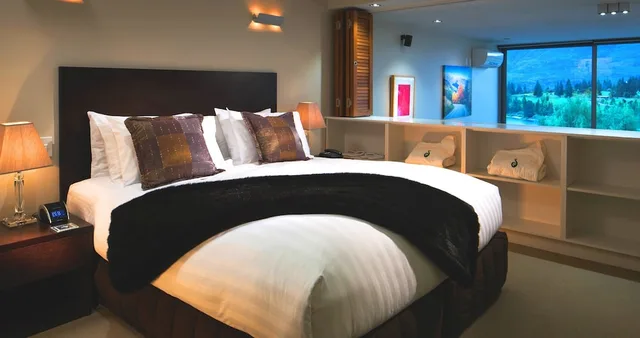 1 Bedroom, Apartment, King Bed, Lake View, Swiss-Belsuites Pounamu Queenstown 4/7
