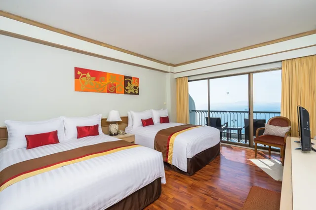 Superior, Family, 2 Queen Beds, Sea View, COSY BEACH HOTEL 7/10