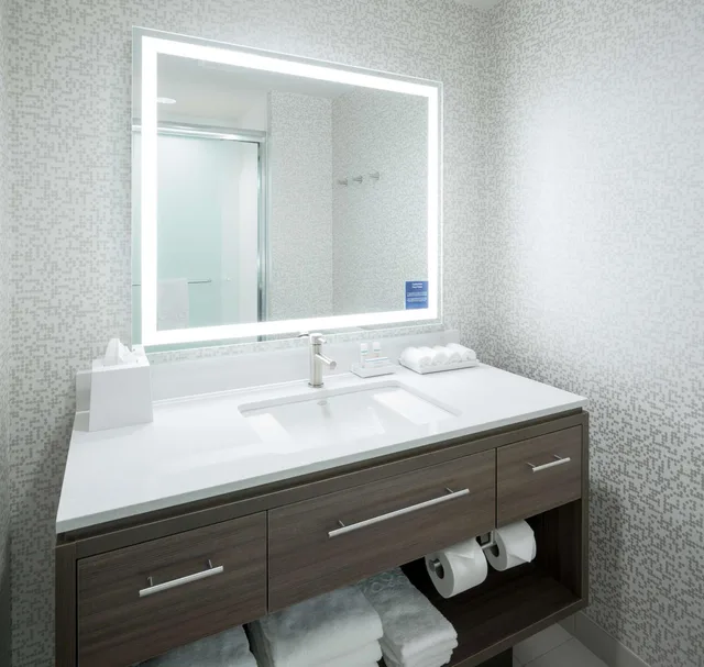 استوديو بسريرين كوين مع أريكة، Home2 Suites By Hilton Fort Worth Cultural District Tx 6/10
