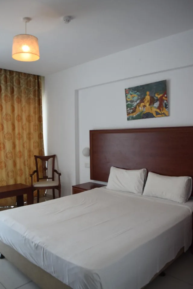 غرفة قياسية، Corfu 1/3