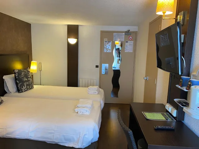 غرفة بسريرين منفصلين، Shelder Hotel 2/5