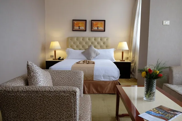 جناح جونيور، Getfam Hotel 8/8
