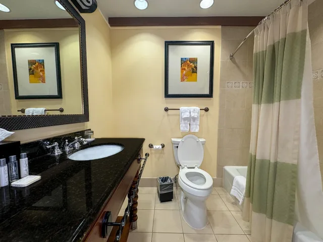 جناح بسرير كينج مع أريكة، La Posada Hotel 5/5