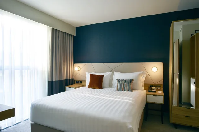 جناح عائلي بسرير كينج بغرفة نوم واحدة مع أريكة، Residence Inn Slough 1/6