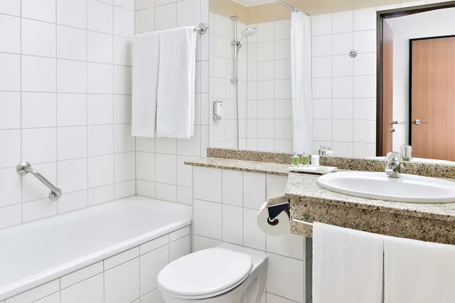 غرفة متصلة عائلية بسريرين كينج، Nh Mannheim Viernheim 5/6