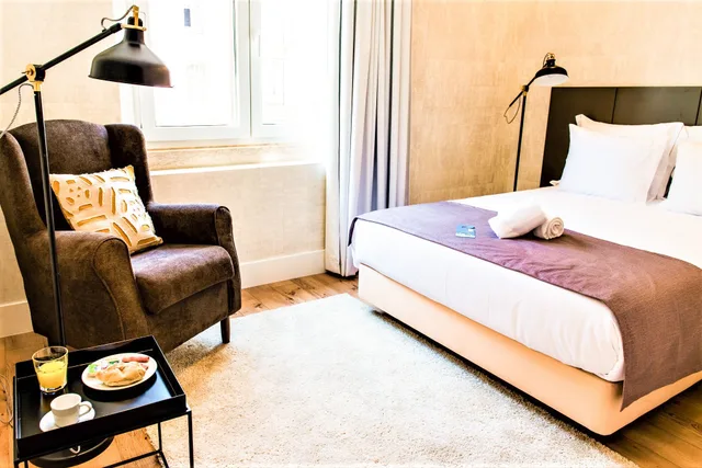 Superior, Suite, Double Bed, Executive Level, Sofa، LX51 Studios & Suites - Lisbon center 1/10