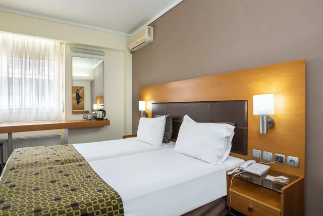 غرفة متصلة قياسية بأربعة أسرّة، Capsis Hotel Thessaloniki 9/10