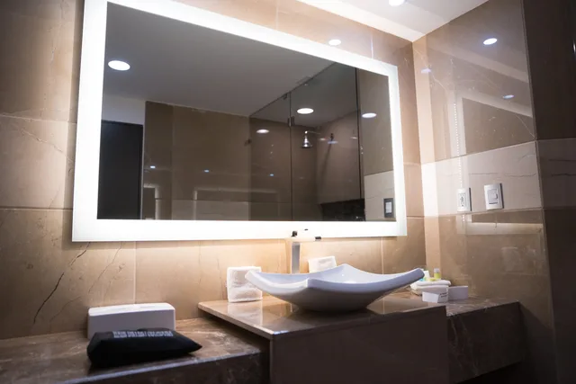 غرفة قياسية بسريرين مزدوجين، Holiday Inn Queretaro Zona Diamante 6/6