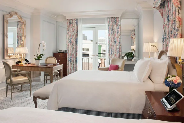 غرفة ديلوكس بسرير مزدوج، The Peninsula Beverly Hills 1/1
