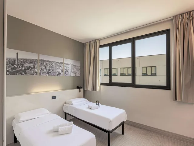غرفة بسريرين منفصلين، B&B Hotel Bologna 7/10