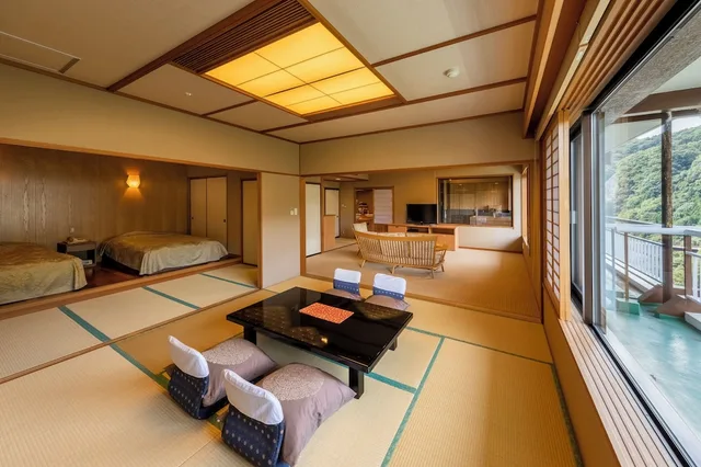 غرفة كلوب بسريرين منفصلين وفرشتي فوتون، Kinugawa Onsen Nikko Kinugawa Hotel Mikazuki 1/8