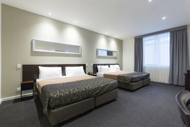 Family, 2 King Beds, Great Southern Hotel Melbourne 5/10