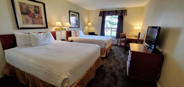 غرفة بسريرين كوين، Travelodge By Wyndham Stony Plain 1/4