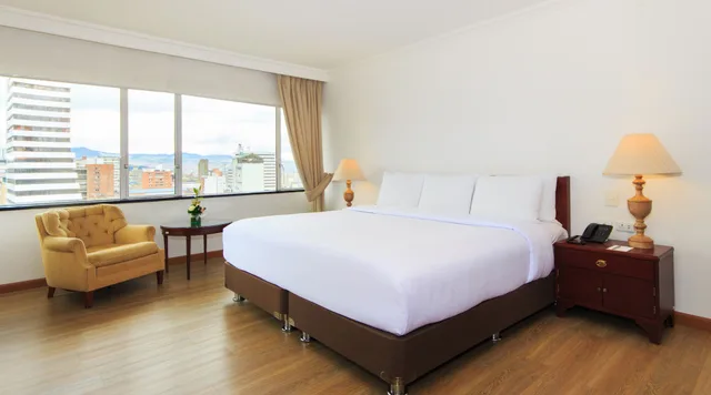 Master, King Bed, Tequendama Bogota 3/6