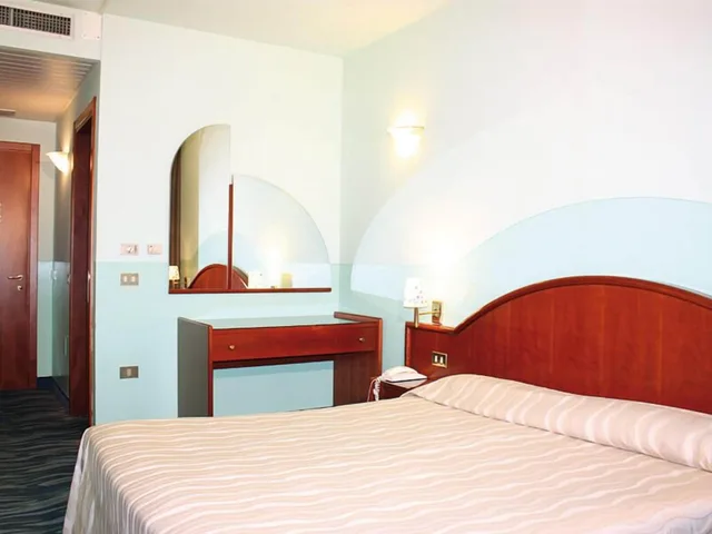 غرفة كلاسيكية رباعية، Porto Azzurro 2/4