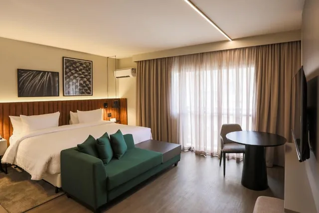 غرفة فاخرة بسرير كوين، DoubleTree by Hilton Sao Paulo Itaim 1/2