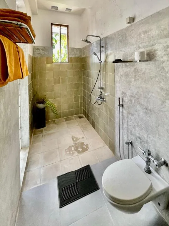 Standard, King Bed, Pier Side، Isana Beach House 1/2