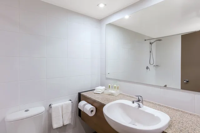 غرفة قياسية بسرير كينج، Holiday Inn Auckland Airport 10/10