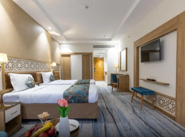غرفة قياسية بسرير مزدوج، فندق وأجنحة تايم ربا(TIME Ruba Hotel & Suites) 2/8